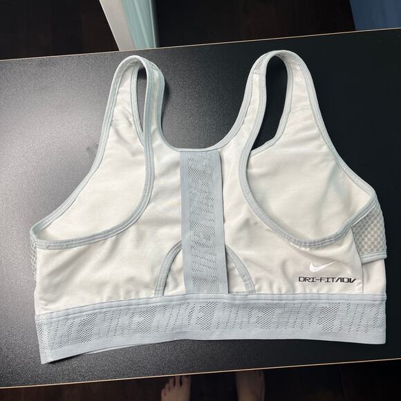 Nike Dri-Fit Women's Adv Swoosh Sports Bra Size XL Ivory Grey - Picture 5 of 8
